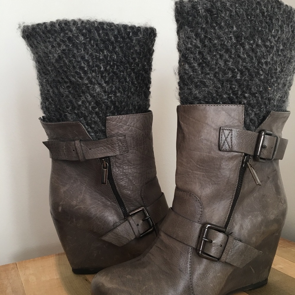 LATITUDE FEMME Grey Leather and Wool Boots